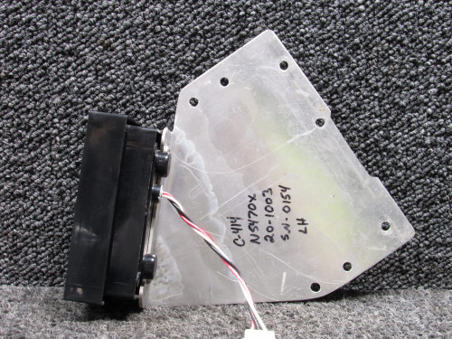 01-0790028-(00) Whelen 90028 Navigation Light Assembly with Mounting Bracket