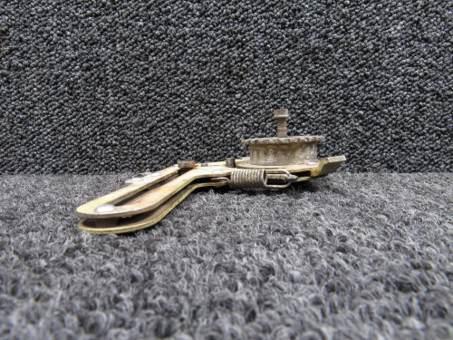 101-910083-17 (Use: 101-910083-33) Beech KA-200 Override Assembly