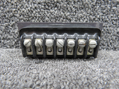 HYLZ-8882-1 (Alt: 555-799) Barber Colman Temperature Control Unit