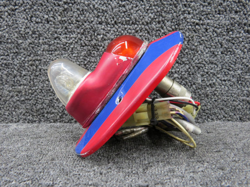 51210-002 Piper PA-31T Wing Navigation Light Assembly w Strobe, Lens & Bracket