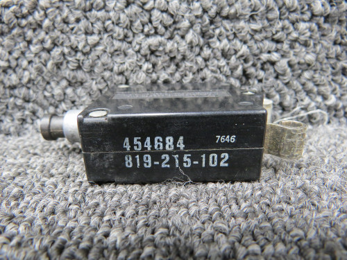 819-215-102 (Alt: 454-684) AMF-Wood Electric Push to Reset Circuit Breaker (15A)