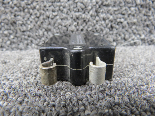 819-220-102 (Alt: 454-685) AMF-Wood Electric Push to Reset Circuit Breaker (20A)