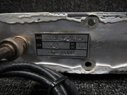 35-5012A Beechcraft Tail Mount Blade Antenna