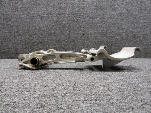 50-524402-610 Beechcraft King Air C90 Co-Pilot Rudder Pedal Assembly