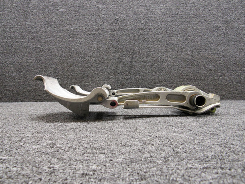 50-524402-610 Beechcraft King Air C90 Co-Pilot Rudder Pedal Assembly