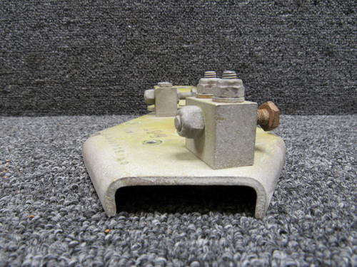 50-524406-4, 50-524406-10 Beechcraft King Air C90 Empennage Horn and Clip RH