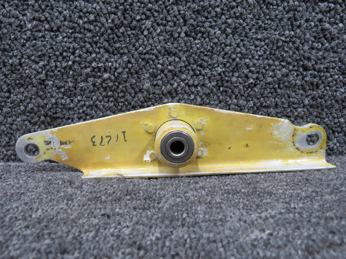 17273-000 Piper PA-23-150 Elevator Bellcrank Assembly