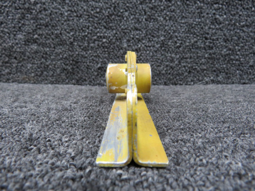 17273-000 Piper PA-23-150 Elevator Bellcrank Assembly