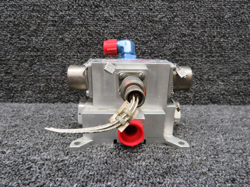 66710 Sterer Three Position, Four Way Solenoid Operated Hydraulic Valve