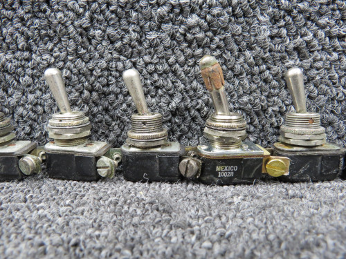 1002R UND Labs Toggle Switch Set of 9