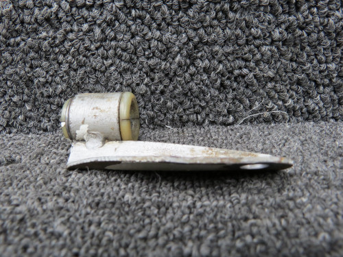 17539-000 Piper PA-23-150 Main Gear Brake Line Guide Bushing LH