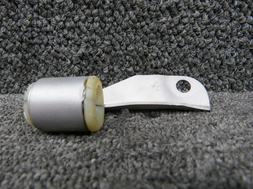 17539-001 Piper PA-23-150 Main Gear Brake Line Guide Bushing RH