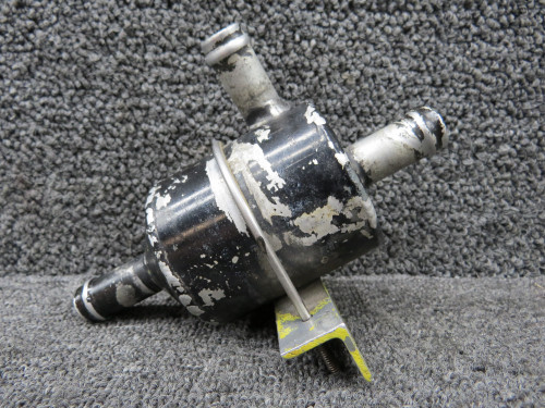 486-380 Piper PA-23-150 Oil Separator Assembly with Bracket