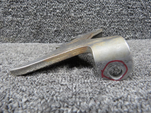 69542 Lycoming O-320-A2B Alternator Bracket