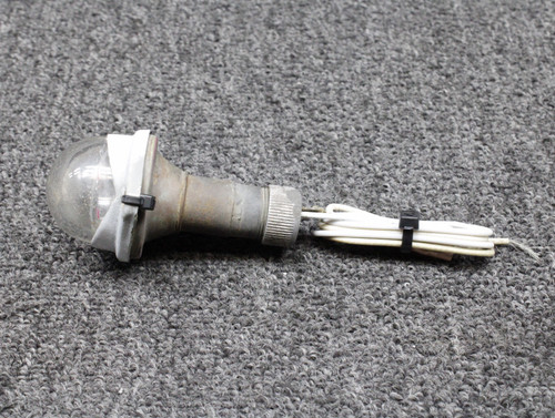 0433006-4 (Use: C622001-0101) Cessna 310L Tail Light Assembly