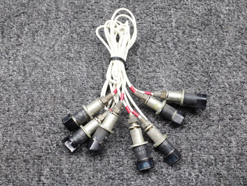 20-0107B-24 Grimes Post Light Set of 7 (White)