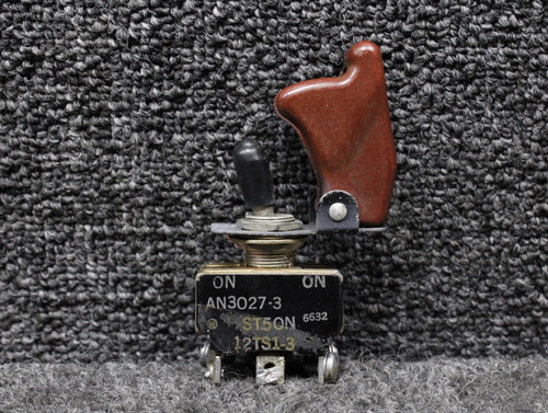 ST50N (Alt: AN3027-3) Micro Switch Toggle Switch with Guard