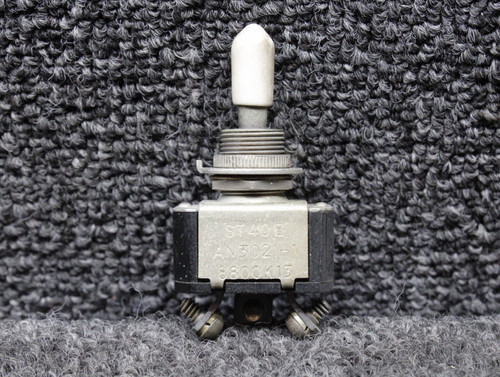 AN3021-1 (Alt: 8800K13) Cutler-Hammer 3 Position Toggle Switch