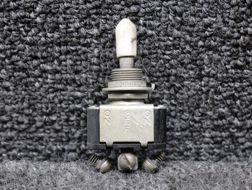 AN3021-1 (Alt: 8800K13) Cutler-Hammer 3 Position Toggle Switch