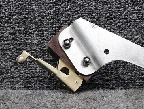 BS3YT, 0843408-1 Cessna 310L Landing Gear Actuator Down Limit Switch and Bracket