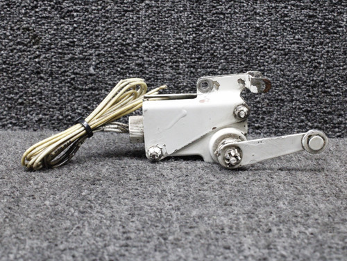 1VA20 Cessna 310L Micro Switch Landing Gear Limit Switch LH with Bracket
