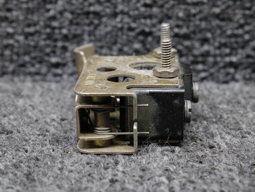 MS25026-1 (Alt: BZ-R31) Cessna 310L Micro Switch with Bracket