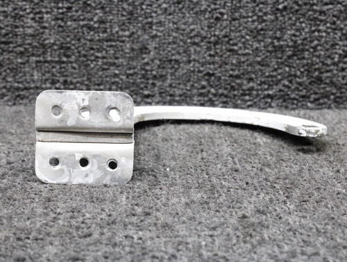 0813300-7 Cessna 310L Forward Nose Gear Door Hinge LH