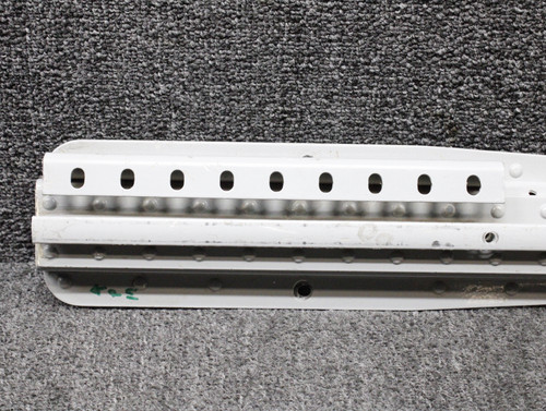 0812987-8 Cessna 310L Center Seat Inboard Seat Track LH