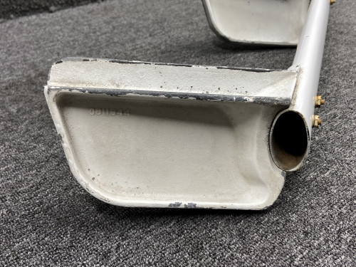 0811946-1 (Use: 0811946-24) Cessna 310L Retractable Step Assembly