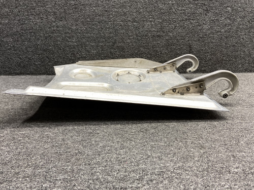 0826002-200 (Use: 0826002-211) Cessna 310L Inboard Main Gear Door Assembly LH