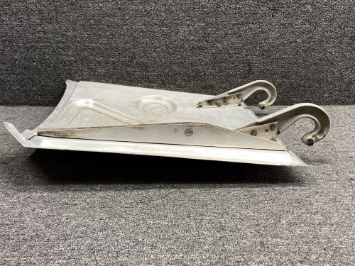 0826002-201 (Use: 0826002-210) Cessna 310L Inboard Main Gear Door Assembly RH