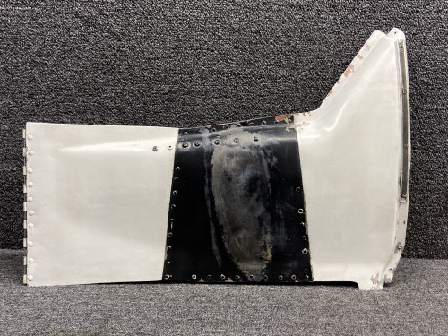 0826002-205 (Use: 0826002-207) Cessna 310L Outboard Main Gear Door Assembly RH