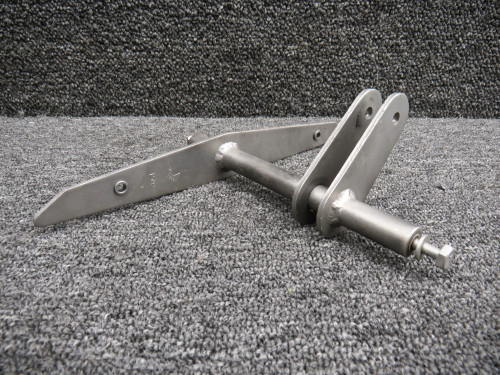 95680-000 Piper PA32R-300 Aileron Bellcrank Assembly LH (Bead Blasted)
