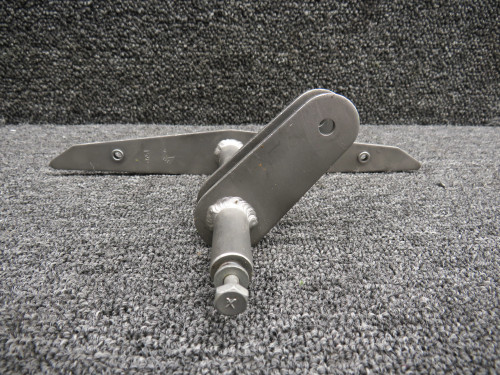 95680-000 Piper PA32R-300 Aileron Bellcrank Assembly LH (Bead Blasted)