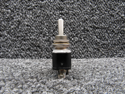 MS35058-23 (Alt: 8810K15) Cutler-Hammer Maintained Toggle Switch Assembly