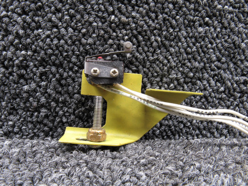 99-524107-4 Beechcraft KA-E90 Auto Feathering Switch Bracket with Micro Switch