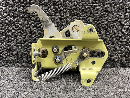 35-410456-41 Beechcraft A36 Upper Cabin Door Latch Assembly