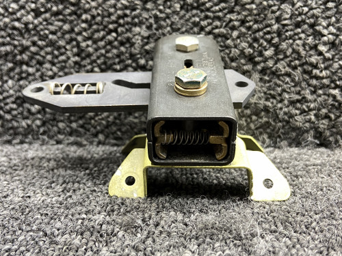 83014-H910-3, 002-410024-7 Beechcraft A36 Cowling Door Latch Assembly
