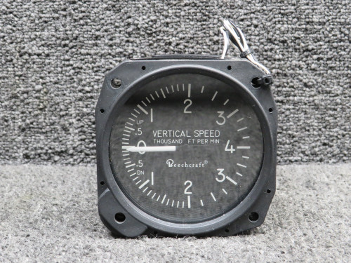 7040 United Instruments Vertical Speed Indicator Type III (Lighted) (Code: C.18)