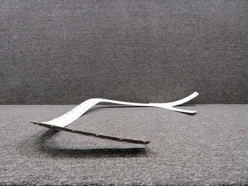 5511265-5 Cessna Citation 560 V Window Retainer LH