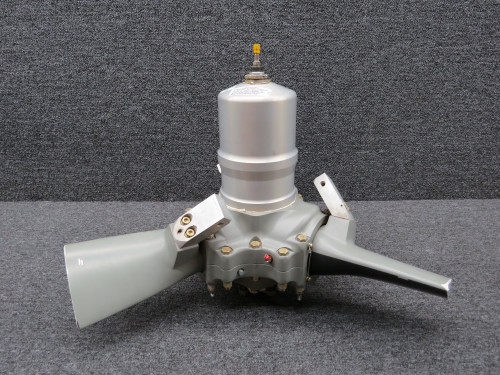 PHC-C3YF-2LKUF Hartzell 3-Blade Propeller Hub with Logs (Core, Prop Struck)