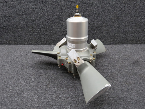 PHC-C3YF-2KUF Hartzell 3-Blade Propeller Hub with Logs (Core, Prop Struck)