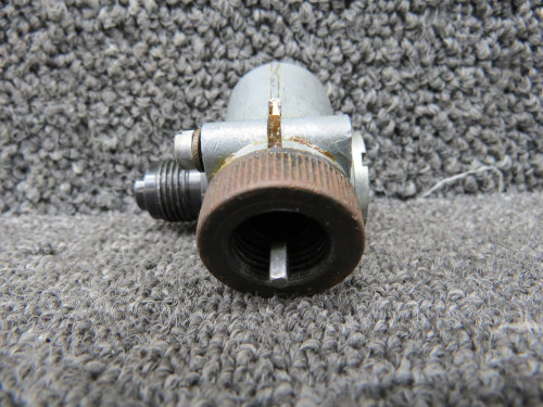 106301 (Alt: 411335) Piper PA-34-200T Tachometer Drive Adapter