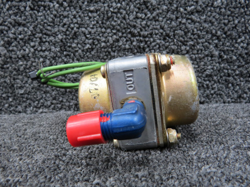 23D04 Janitrol Fuel Pump Assembly (Volts: 24)