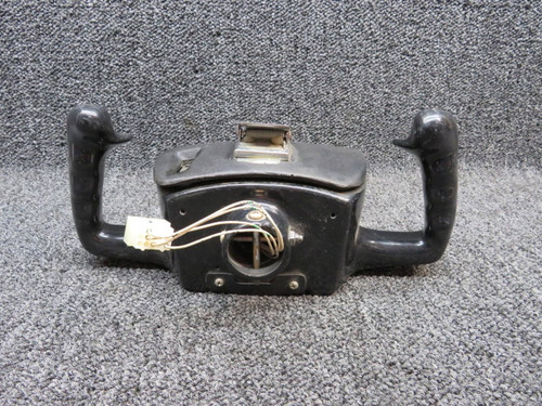 0861326-32 Cessna 421B Control Wheel Co-Pilot W/ Switch & Light Dimmer (28V)
