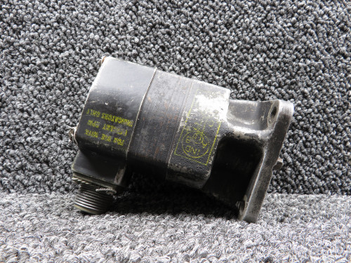 2CM9ABE-6 (Alt: 3883029) General Electric 2 Pole Tachometer Generator (Scarring)