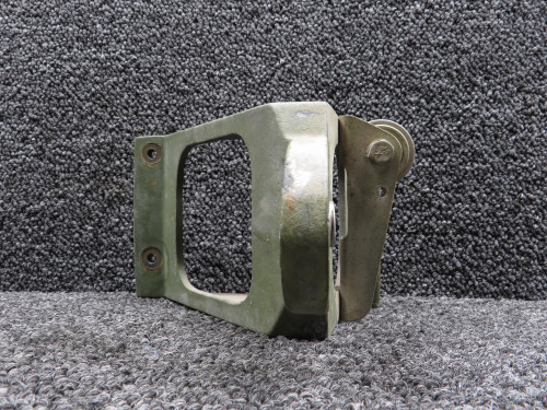 50-524420-4 (Cast: 50-524420) Beechcraft KA-A90 Elevator Hinge Inboard RH (Core)