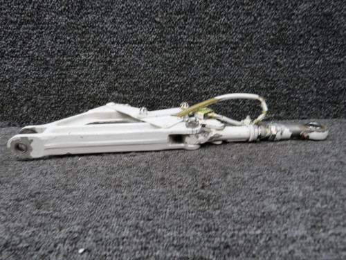 67025-006, 67797-005 Piper PA-34-200T Main Landing Gear Truss Assembly RH