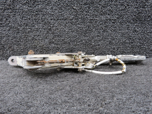 67025-006, 67797-005 Piper PA-34-200T Main Landing Gear Truss Assembly RH