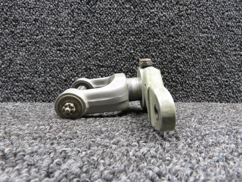 5565619-4 (Use: 5565619-6) Cessna 550 Nose Steering Arm Assembly and Yoke